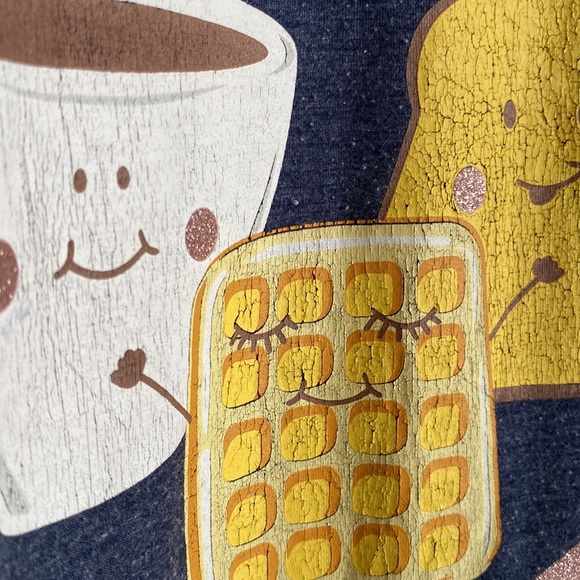 Ardene blue medium short sleeve tee. “I love you a waffle lot”😊❤️ - Picture 4 of 8